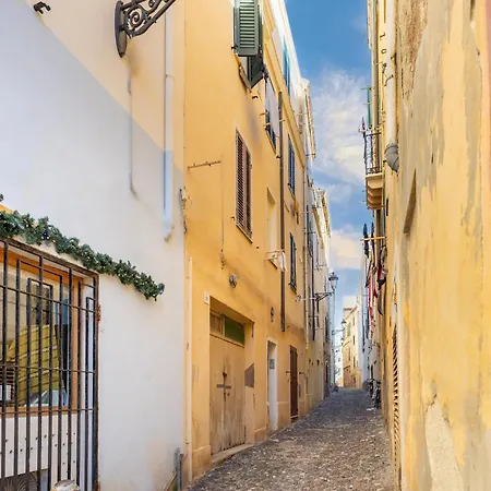 Monolocale In Centro Storico Apartment Alghero